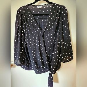 Reitmans wrap front blouse, sz XL
